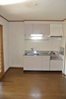 【居間・リビング】 | フルーツバスケット | ゆったり過ごせる居間です