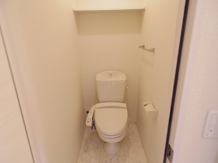 セジュールスクエアのトイレ|もちろん温水洗浄暖房便座です