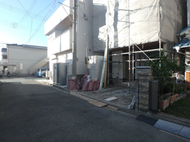 田町　新築戸建の前面道路含む現地写真|前面道路含む現地写真です