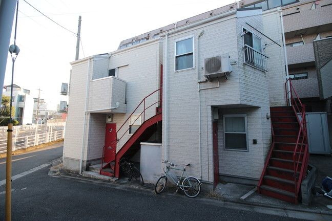 ホームズ学芸大の外観