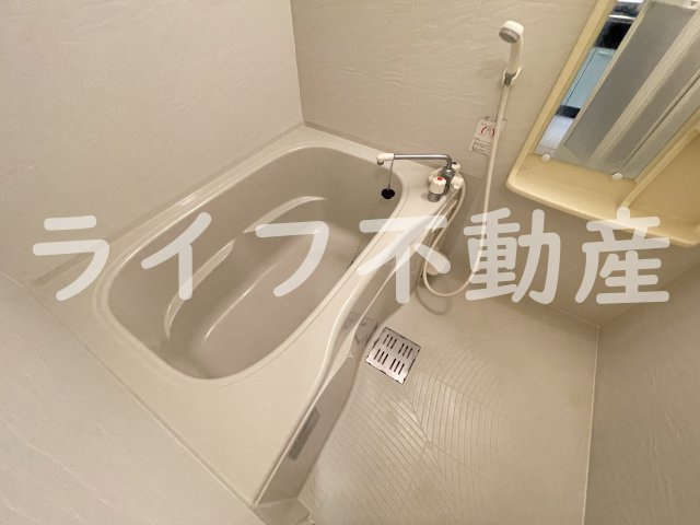 CalmMaisonの浴室|コンパクトで使いやすいお風呂です