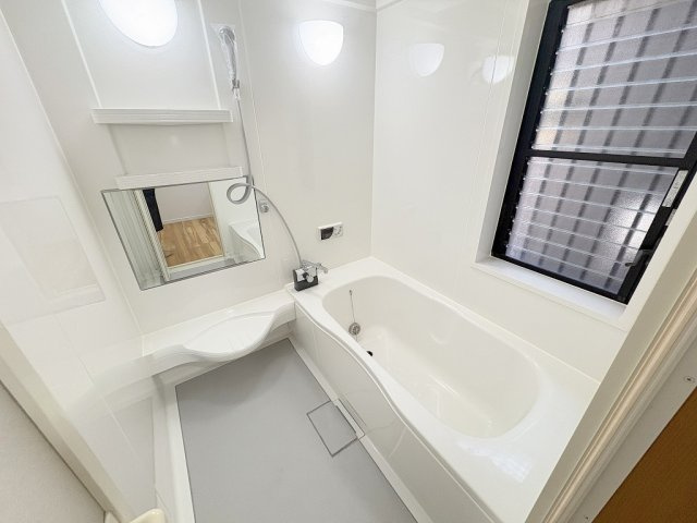 三郷市早稲田7丁目　中古戸建の浴室|浴室リメイク済みでとてもキレイです