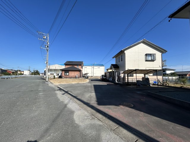 【前面道路含む現地写真】の画像