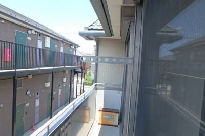 【バルコニー】 | ミレーニア東山田【SHM】 | バルコニーは南西向きなので、お洗濯物も良く乾きそう☆2部屋から出入りできるのが嬉しいですよね！