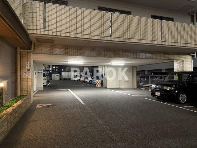 福岡市東区松島１丁目の中古マンションの駐車場