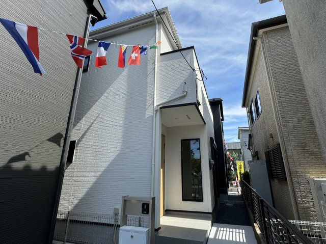 流山市平和台2丁目新築戸建【流山小学校：5分】の外観|2号棟外観・完成済み内覧可能です！