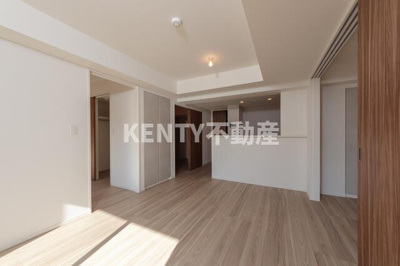 【居間・リビング】 | ＲＪＲプレシア大森北 | ※写真は同タイプ住戸です。