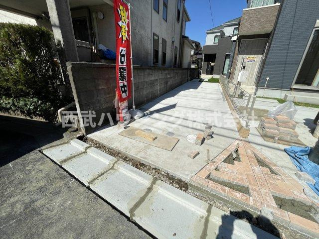 【仲介手数料無料】所沢市若狭１０期１号棟　所沢市の新築住宅なら西武ハウジングの前面道路含む現地写真