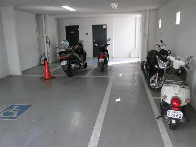 バイク置場