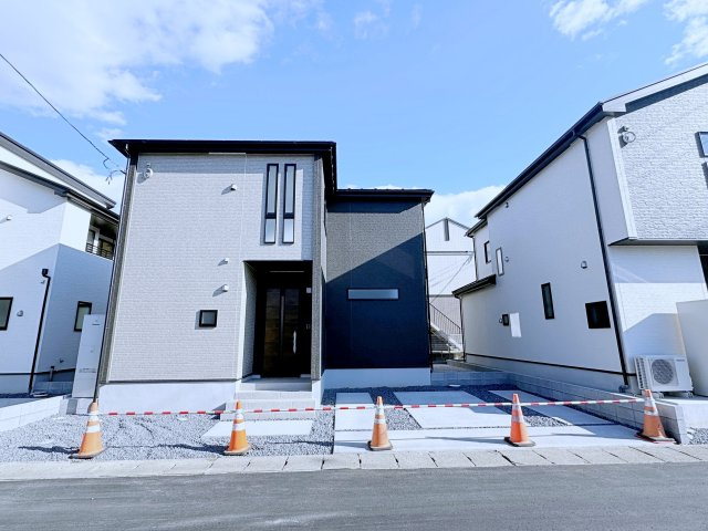 郡山市安積町三丁目　GRAFARE　全3棟の外観