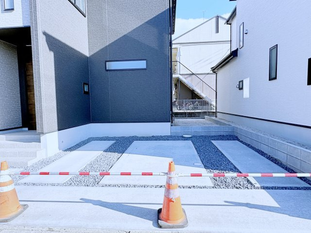 郡山市安積町三丁目　GRAFARE　全3棟の駐車場