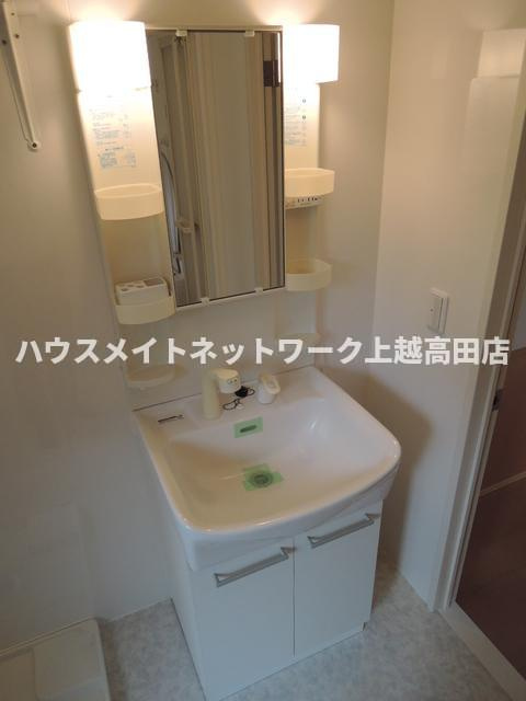 ＨＡＰＰＩＮＥＳＳ国府の独立洗面台|シャワー洗面