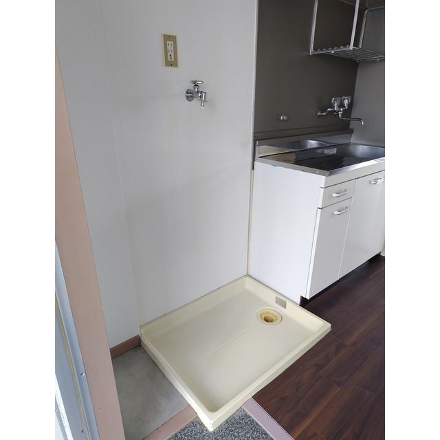 レジオン東町の設備|洗濯機置場