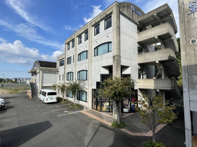 砥部町寄宿舎跡の外観
