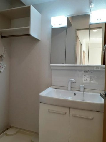 ストーンズ三次ｙｕ　Ⅰの洗面所|スペースが確保できる洗面所です