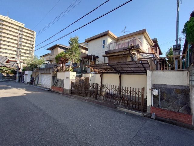 貝塚市清児建物付土地の外観