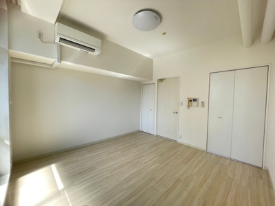 【居間・リビング】 | メゾン・ド・ヴィレ大阪城公園前