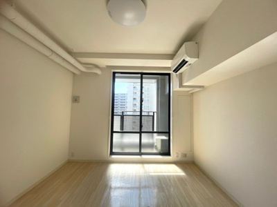 【居間・リビング】 | メゾン・ド・ヴィレ大阪城公園前