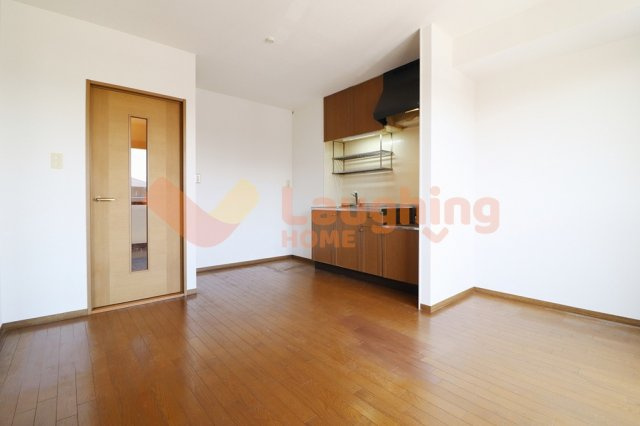 シャンポールの内装|明るい室内です