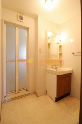 【洗面所】 | シャンポール | 忙しい朝には欠かせない洗面所です