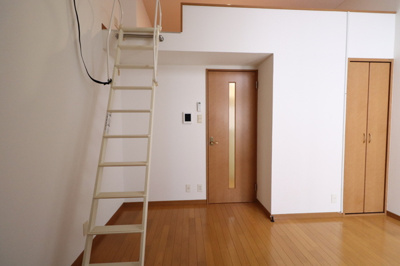 【寝室】 | 仲介手数料半額！HPに初期費用掲載「プライスホーム」で検索！ポラリスCozy博多駅