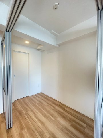 【洋室】 | セレニテ堺筋本町リアン