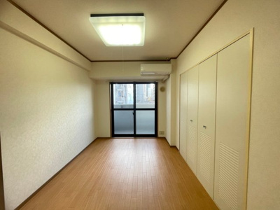 【居間・リビング】 | ノルデンタワー天神橋