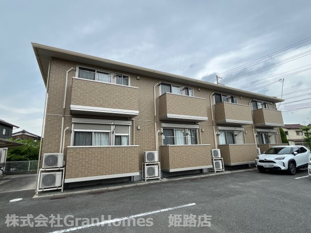 ルミエ広畑本町の外観