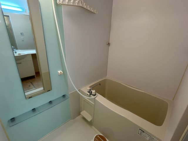 ルミエ広畑本町の浴室