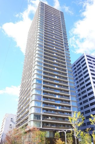 プレミストタワー大阪新町ローレルコート