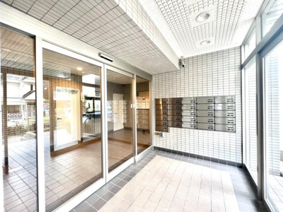 【エントランス】 | ファミール西甲子園