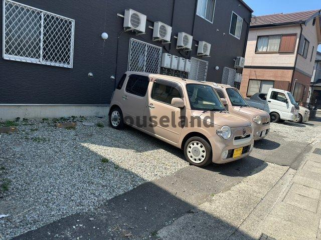 フレデリクスハウン3の駐車場