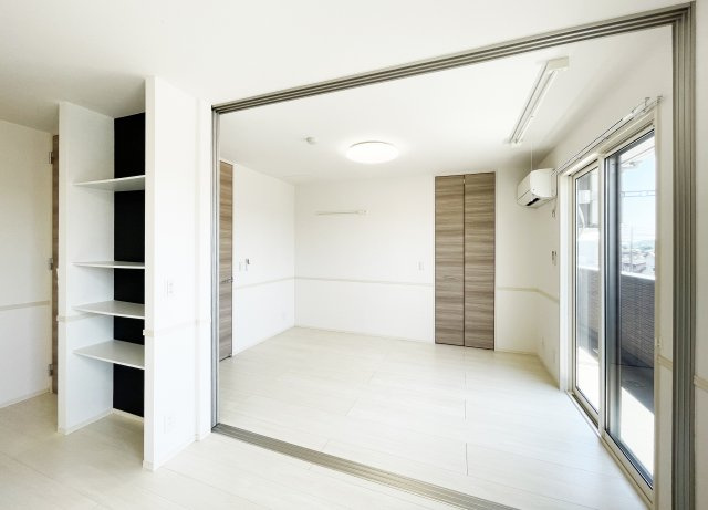 キャトルセゾンの居間・リビング