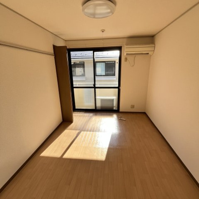 【居間・リビング】 | ボナールシャトーA