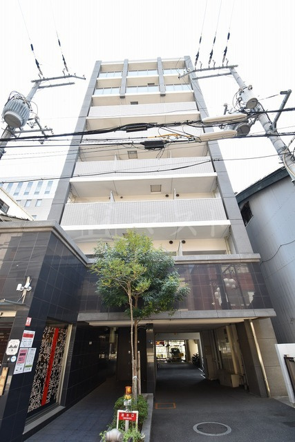 グランド上町の外観