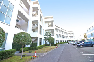 【外観】 | 一度、実際にご覧になってみませんか？暮らしやすい周辺環境も含めスタッフがご案内いたします。お家探しの第一歩としてでも大丈夫です(^^)/お気軽にお問い合わせ下さい♪