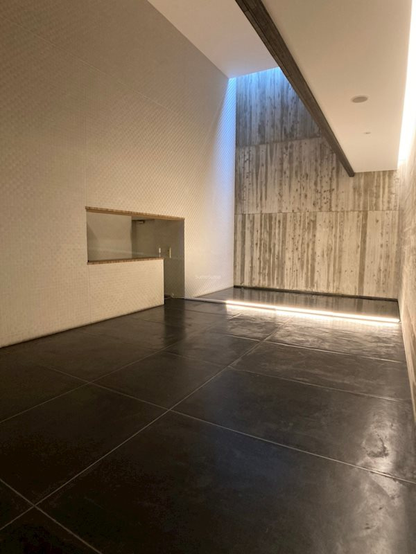 大阪市西区南堀江４丁目の賃貸マンションの外観