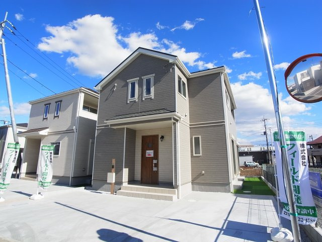 新築　高崎市下小鳥町2期　HeartfulTown　2号棟の外観|現地写真　2025年1月完成しました！ご内覧等、お気軽にお問合せください♪　							
