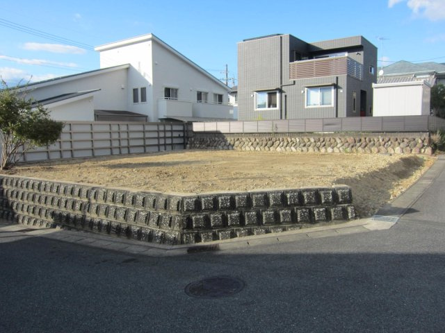 亀山市野村1丁目の画像