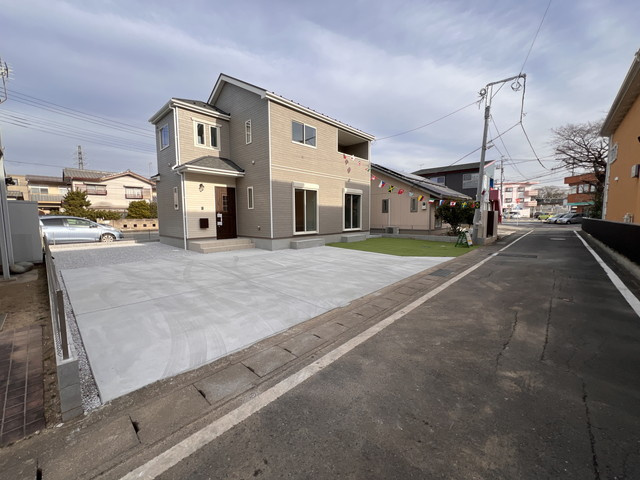 新築　高崎市井野町5期　Heartful　Town　1号棟の前面道路含む現地写真|現地写真　南側接道幅員約4.1ｍ　
