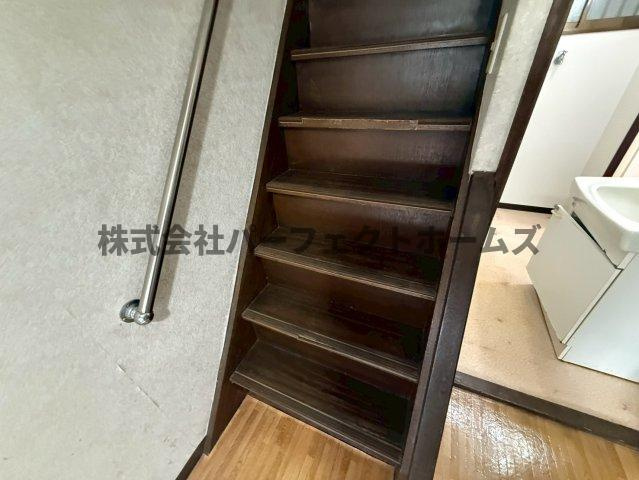 長尾家具町4丁目戸建　賃貸の内装|おしゃれな内装です