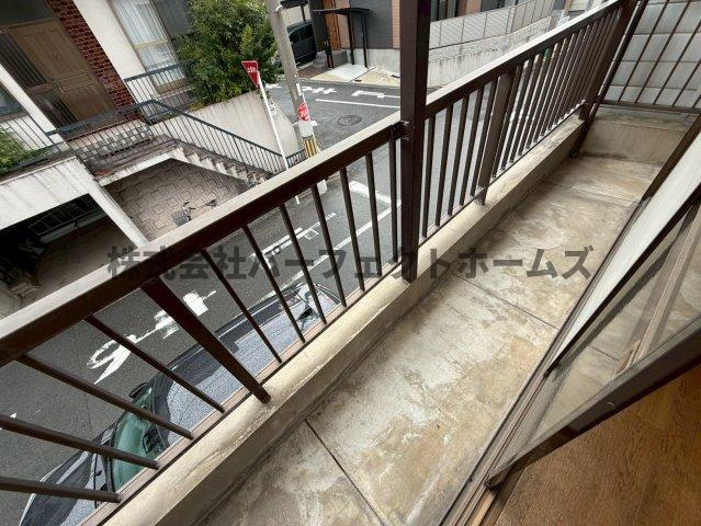 長尾家具町4丁目戸建　賃貸のバルコニー|バルコニーがあります