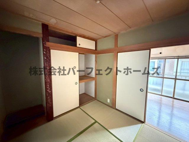 長尾家具町4丁目戸建　賃貸の和室|フローリングだけでなく、和室もあります