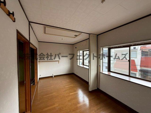 長尾家具町4丁目戸建　賃貸の洋室|コンパクトで使いやすい洋室です