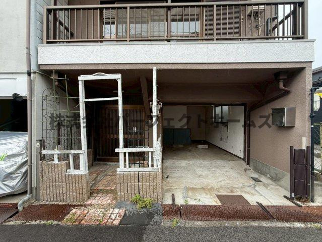 長尾家具町4丁目戸建　賃貸の駐車場|駐車場完備です