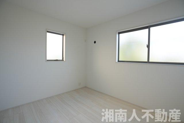 藤沢市辻堂太平台１丁目新築戸建の洋室|コンパクトで使いやすい洋室です