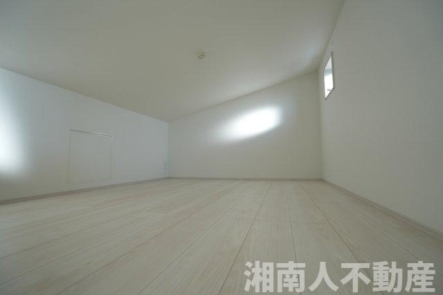 藤沢市辻堂太平台１丁目新築戸建の洋室|コンパクトで使いやすい洋室です