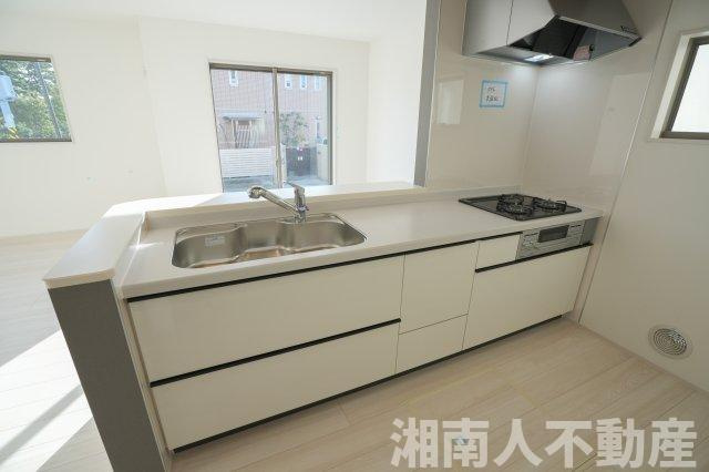 藤沢市辻堂太平台１丁目新築戸建のキッチン|きれいなキッチンです