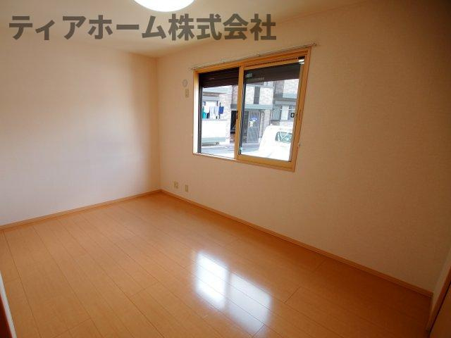 ヒールクリークMイーストの洋室|個人の部屋や寝室として使える洋室です