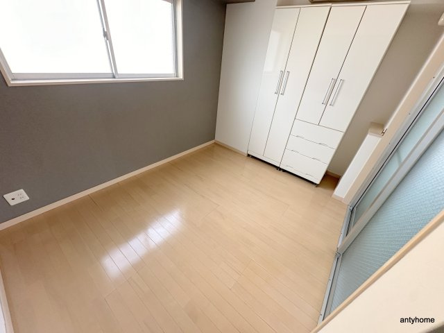 ZEUS桜川プレミアム　仲介手数料無料の居間・リビング